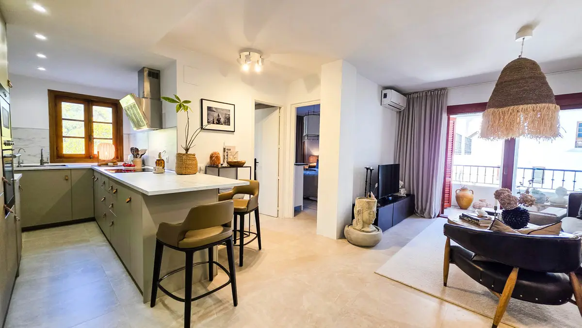 Middle Floor Apartment for sale in La Duquesa — photo 1