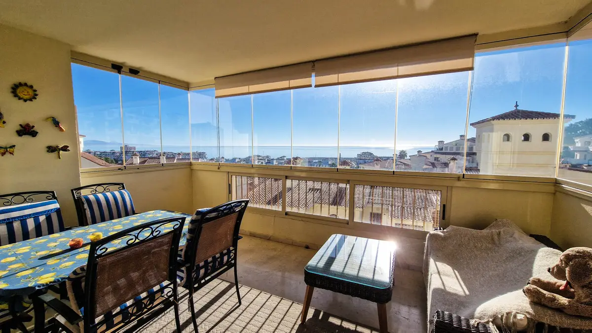 Middle Floor Apartment for sale in La Duquesa — photo 1