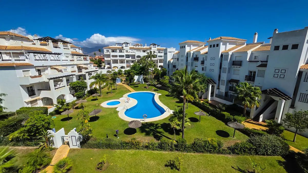 Penthouse for sale in San Luis de Sabinillas — photo 1