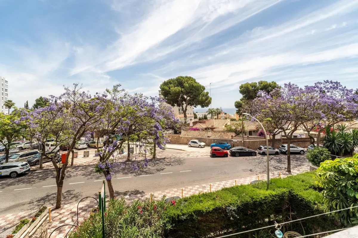 Middle Floor Apartment for sale in Benalmadena Costa — photo 1