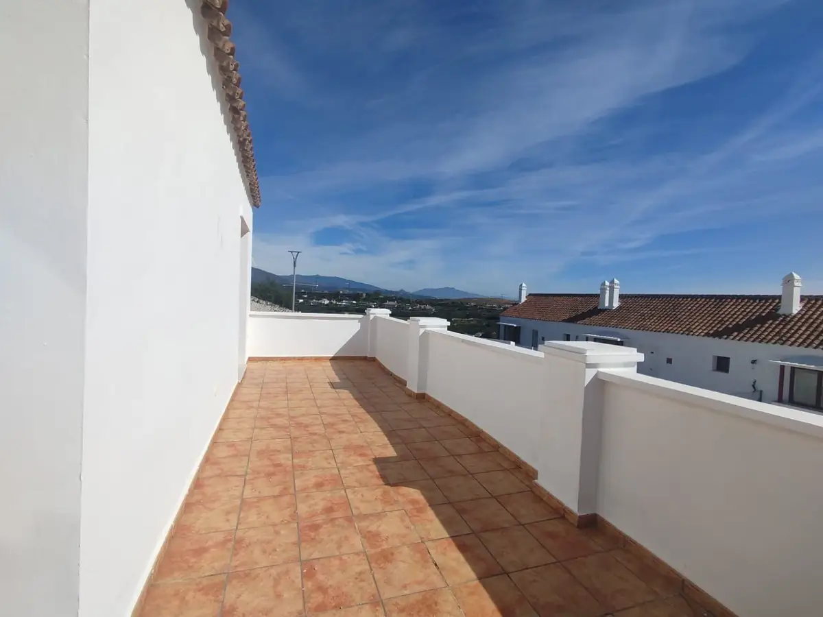 Townhouse for sale in Doña Julia — photo 1