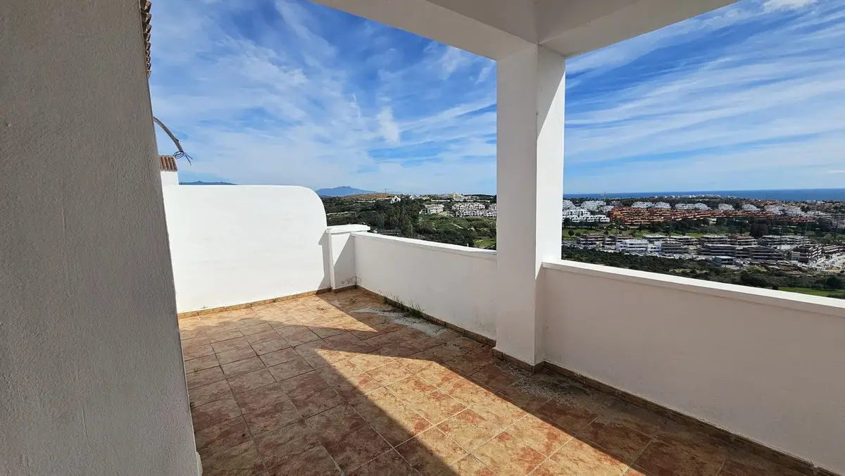 Townhouse for sale in Doña Julia — photo 1