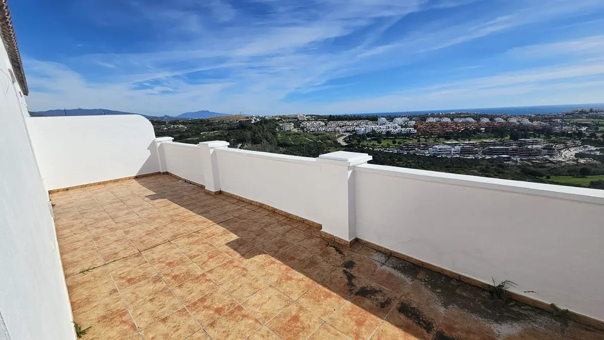 Townhouse for sale in Doña Julia — photo 1