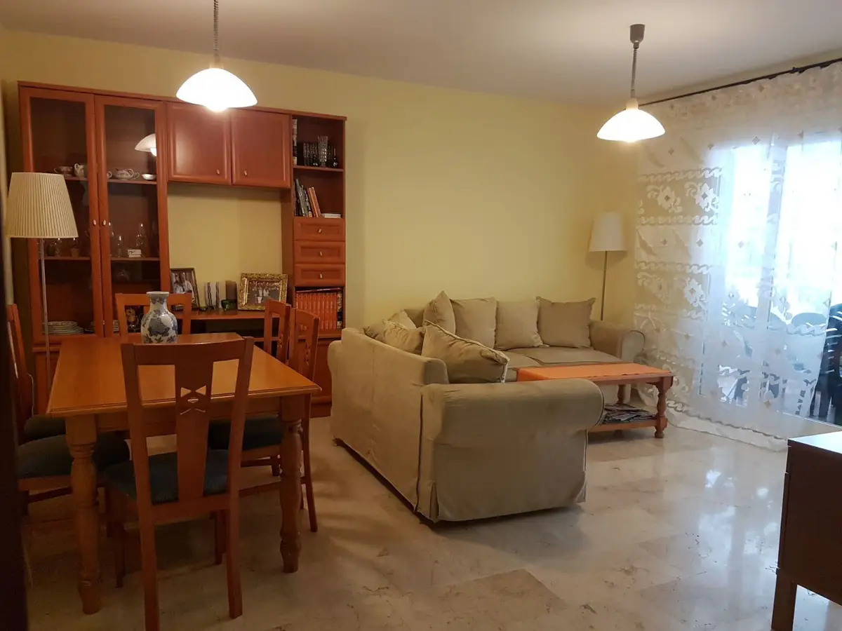 Middle Floor Apartment for sale in Fuengirola — photo 1