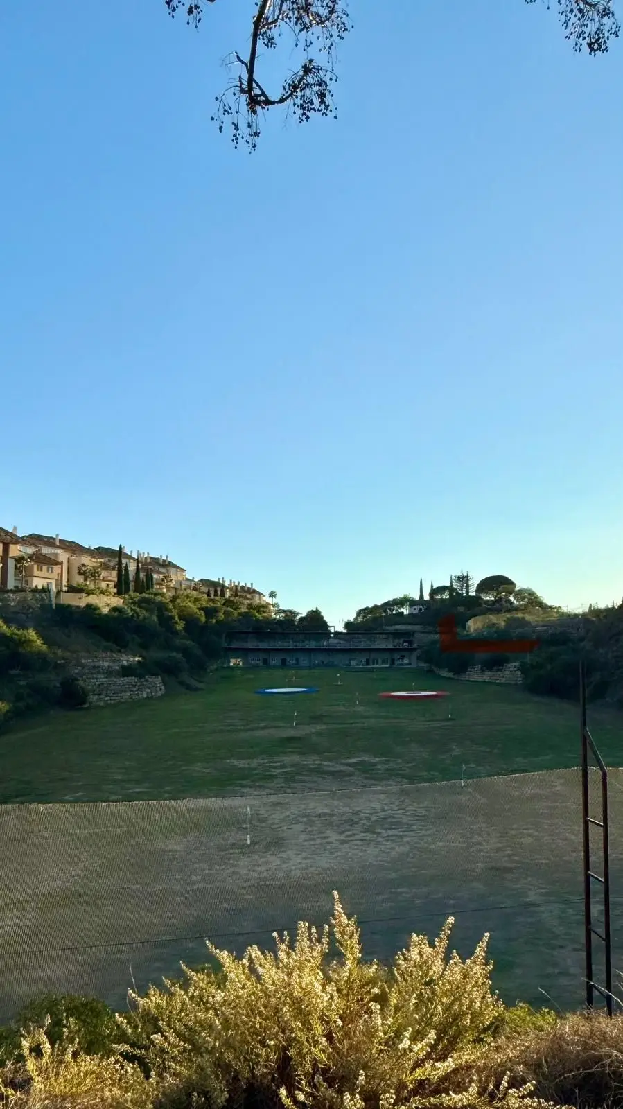 Bouwgrond te koop in Elviria — foto 1