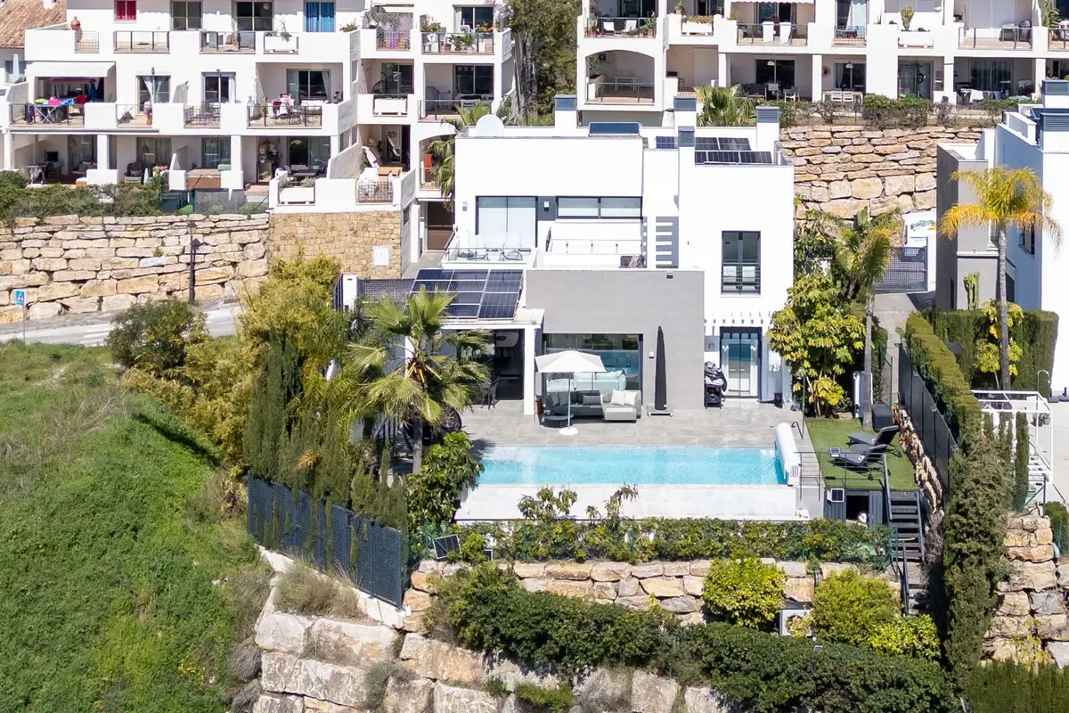 Detached Villa for sale in Selwo — photo 1