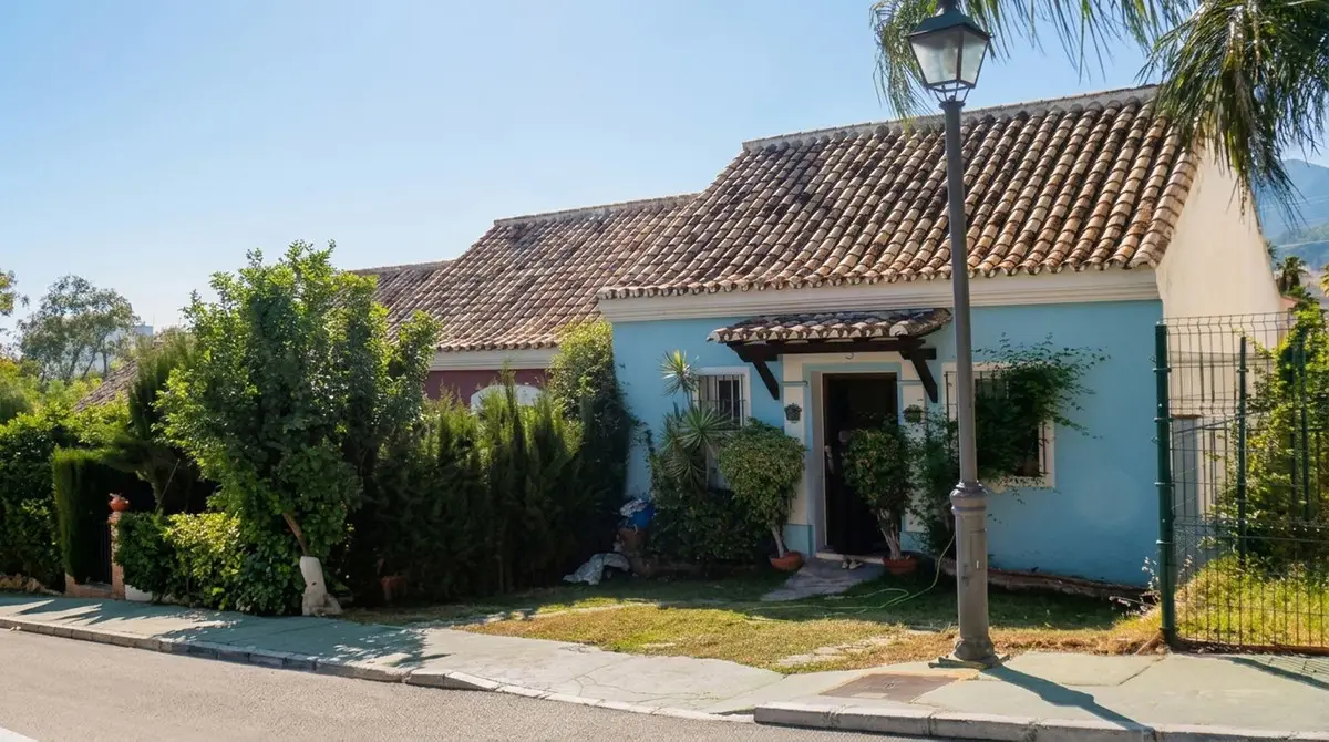 Townhouse for sale in Río Real — photo 1