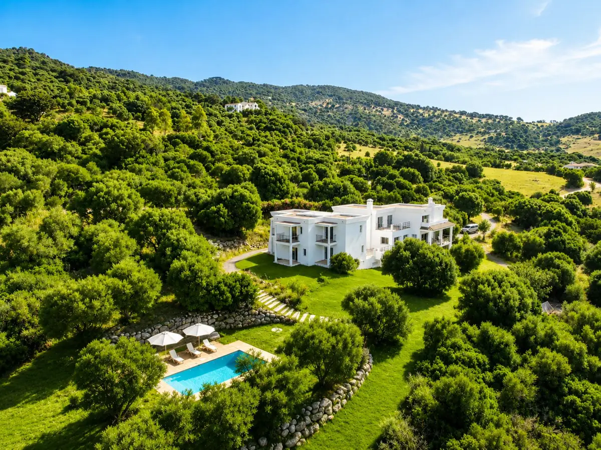 Finca - Cortijo for sale in Gaucín — photo 1
