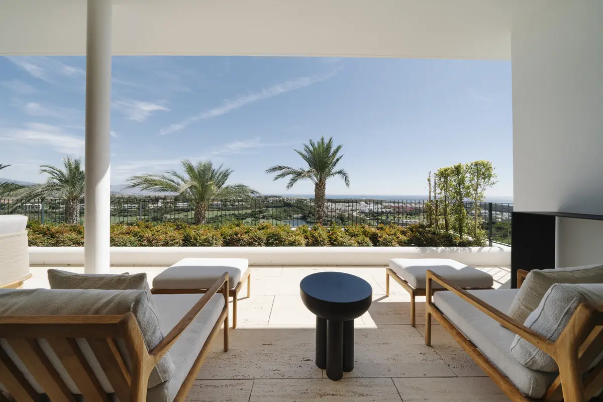 Middle Floor Apartment for sale in Casares — photo 1