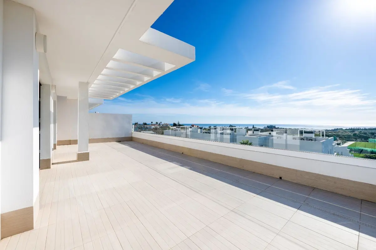 Penthouse Duplex for sale in Estepona — photo 1