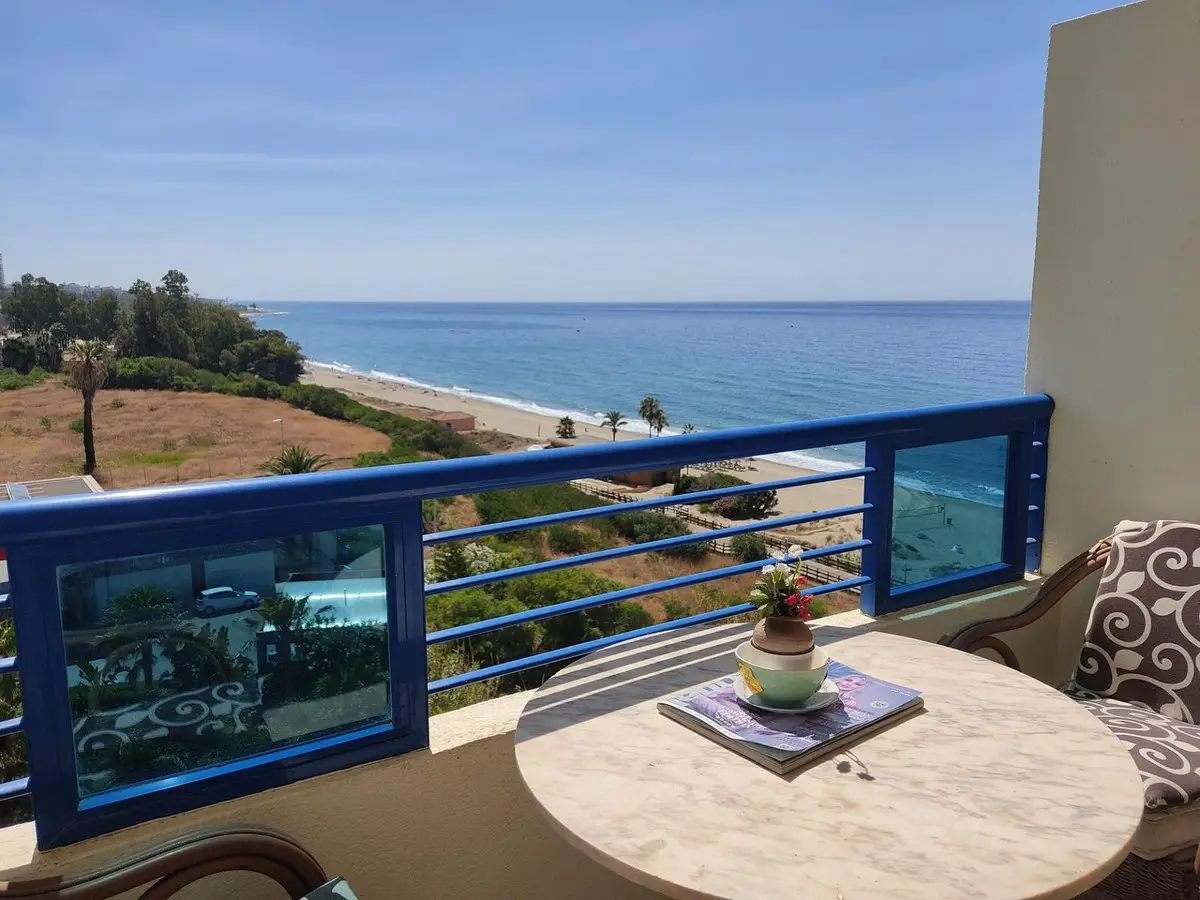 Middle Floor Apartment for sale in Marbella — photo 1