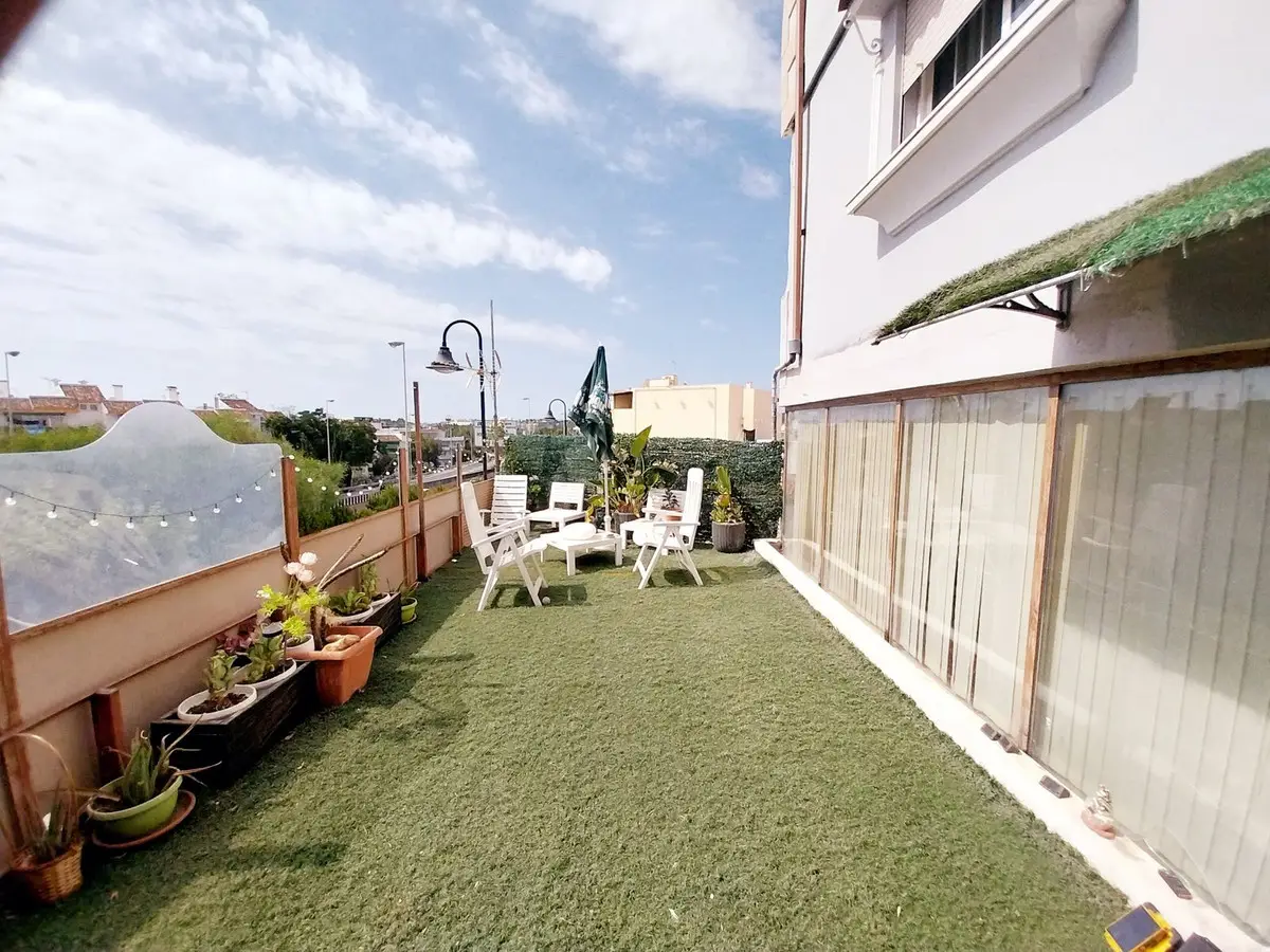 Duplex for sale in Las Lagunas — photo 1