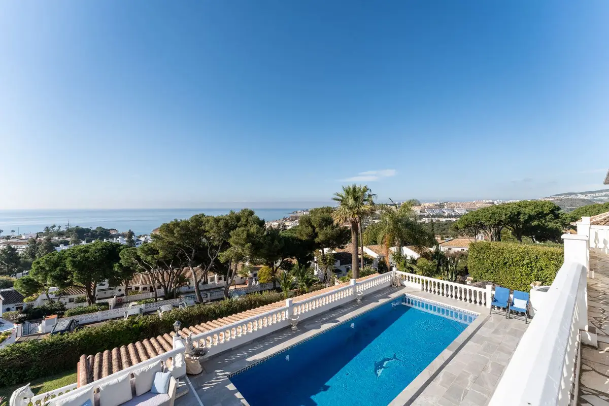 Detached Villa for sale in La Cala de Mijas — photo 1