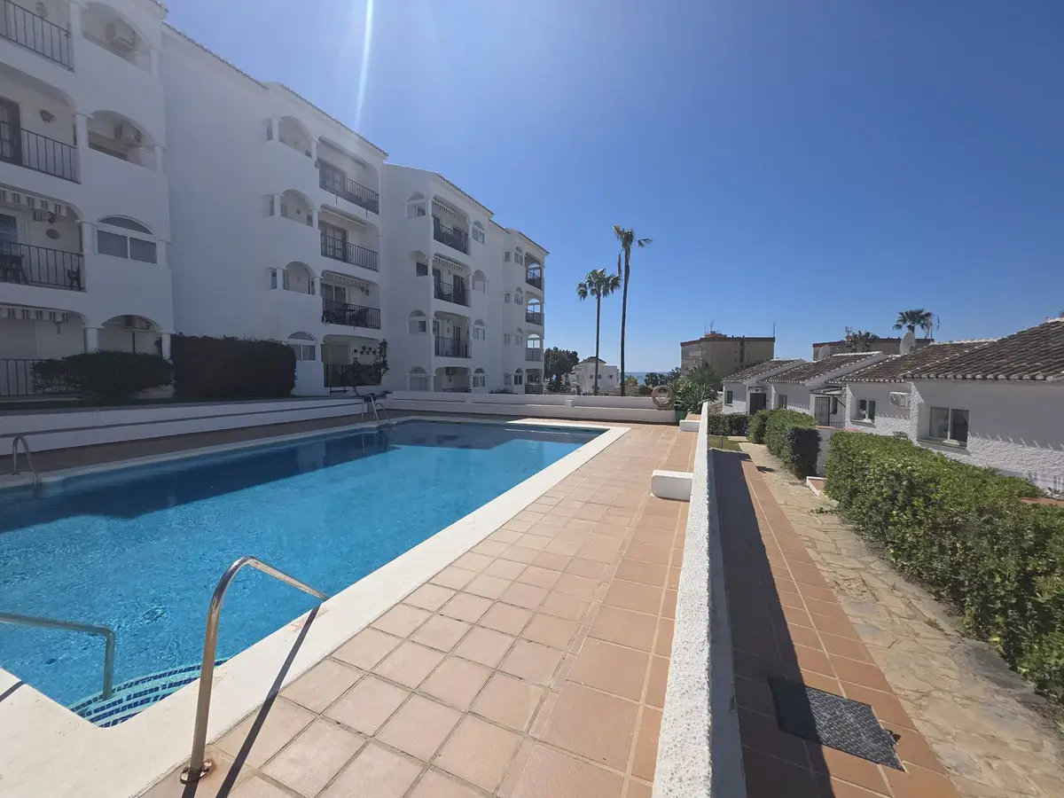 Ground Floor Apartment for sale in La Cala de Mijas — photo 1