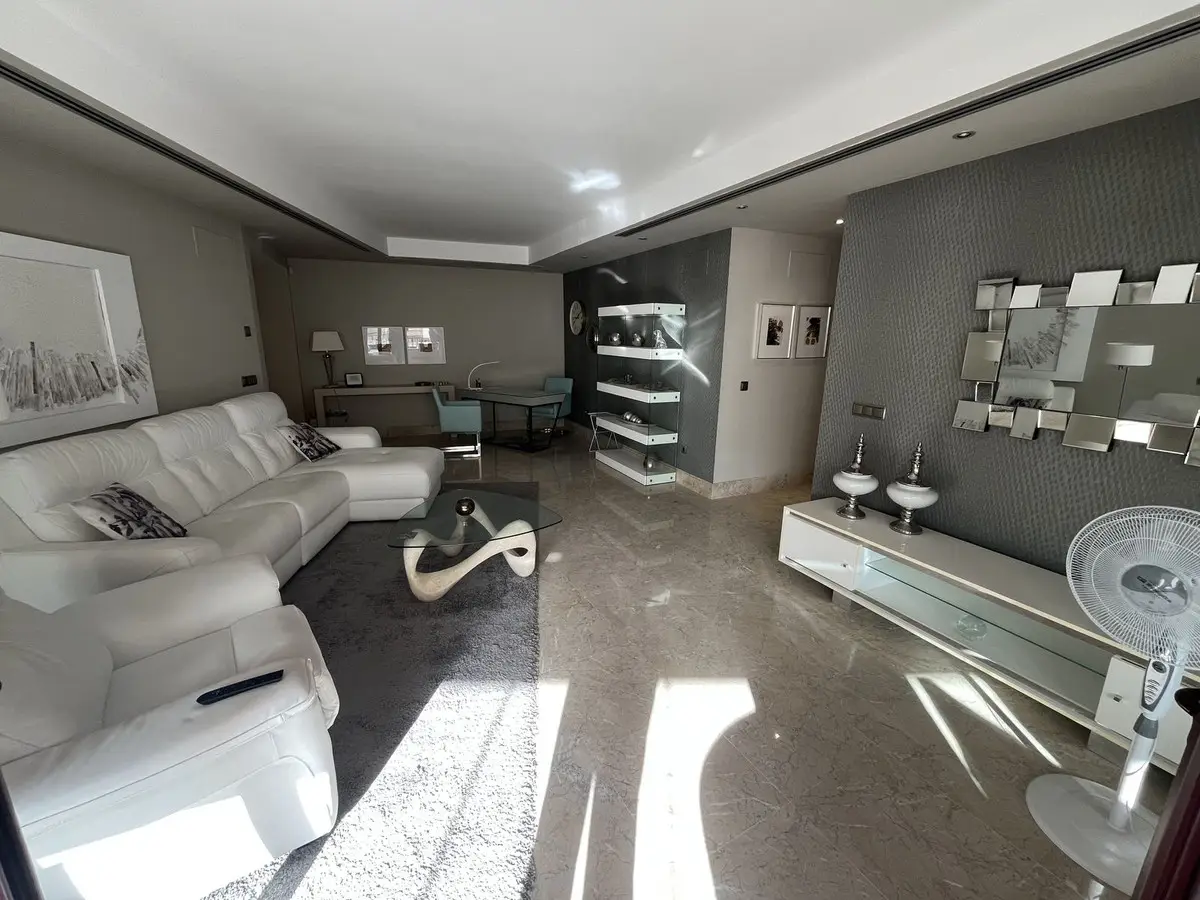 Ground Floor Apartment for sale in Marbella — photo 1