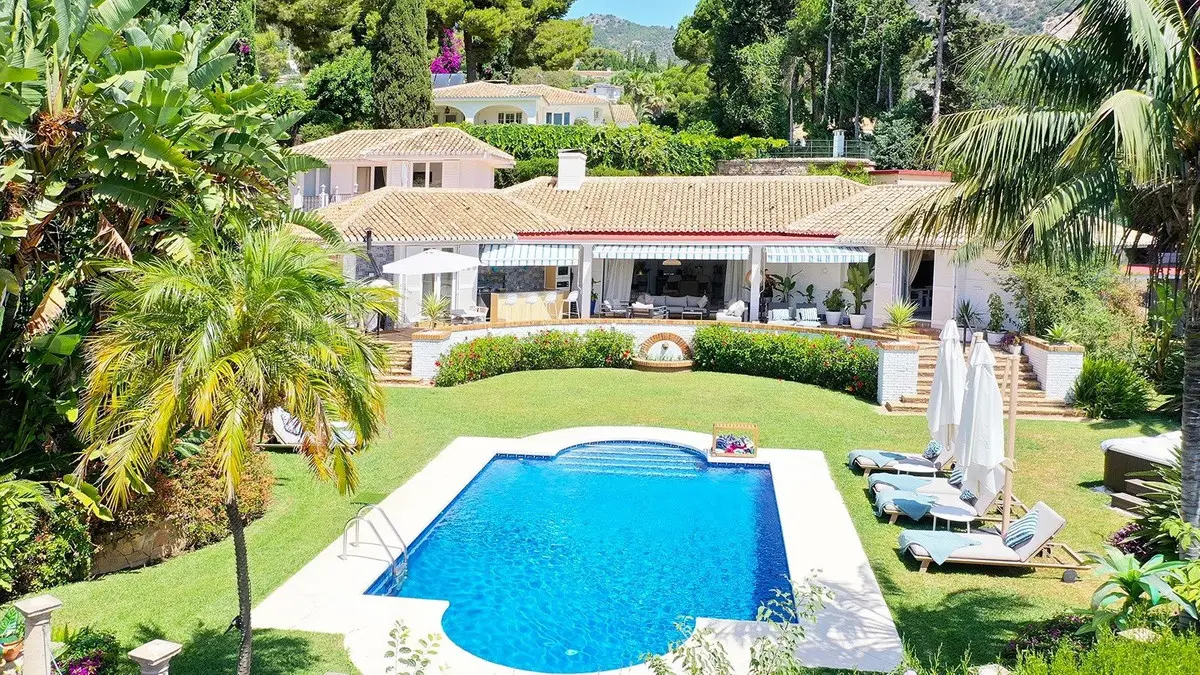Detached Villa for sale in Benalmadena — photo 1