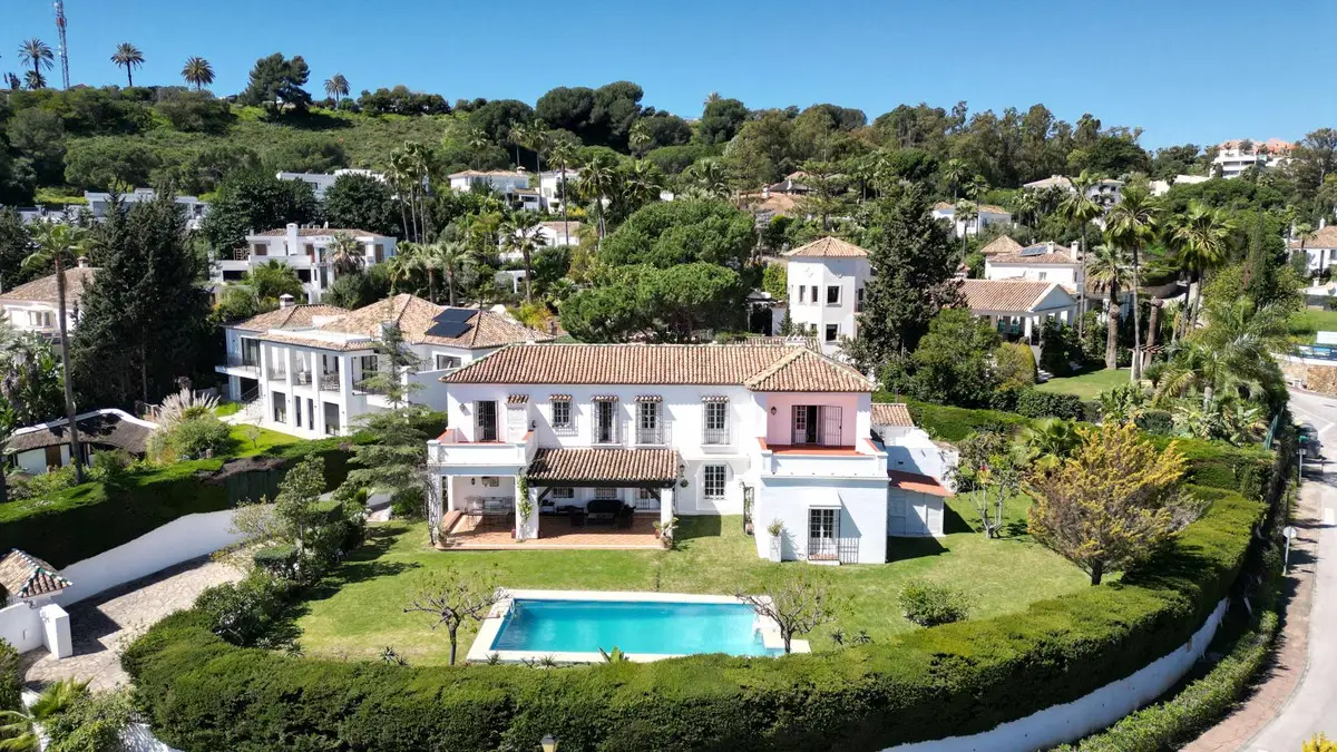 Detached Villa for sale in Puerto Banús — photo 1