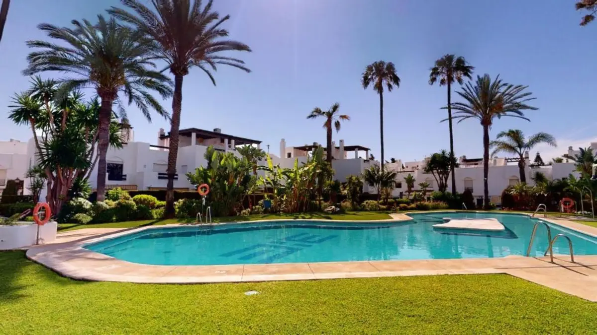 Townhouse for sale in San Pedro de Alcántara — photo 1