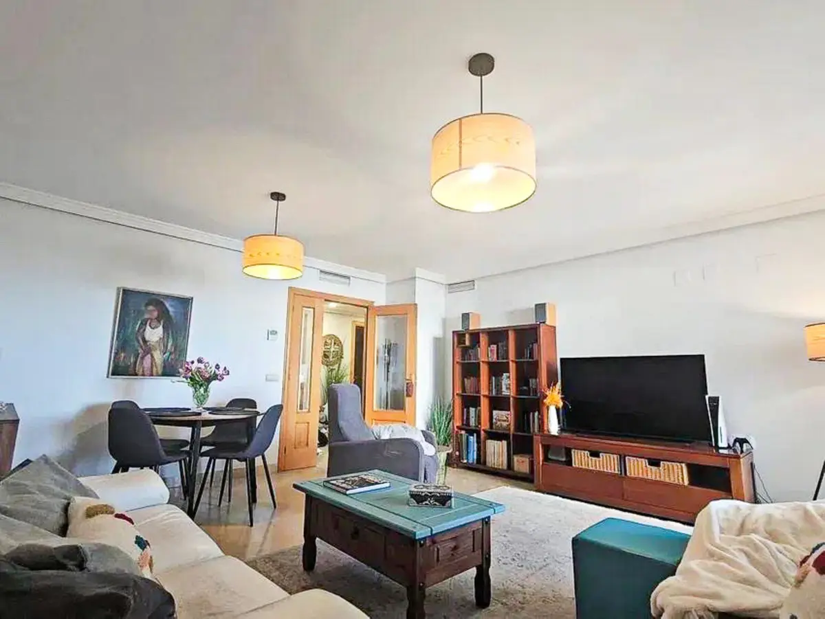 Middle Floor Apartment for sale in Selwo — photo 1