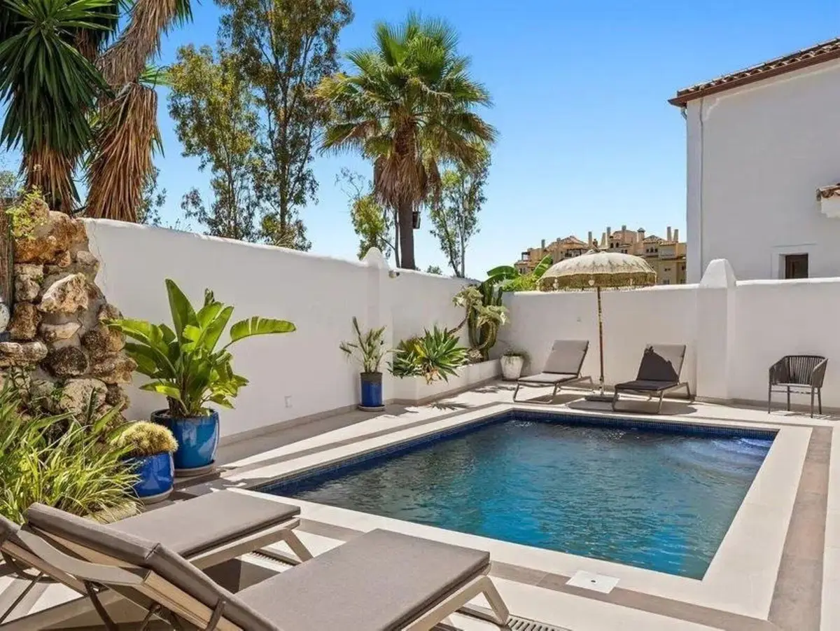 Detached Villa for sale in Selwo — photo 1