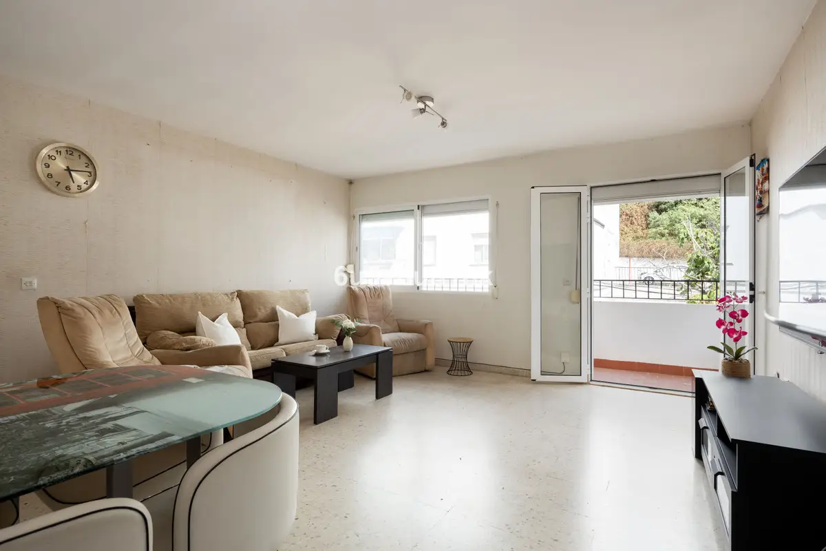 Middle Floor Apartment for sale in Benalmadena — photo 1