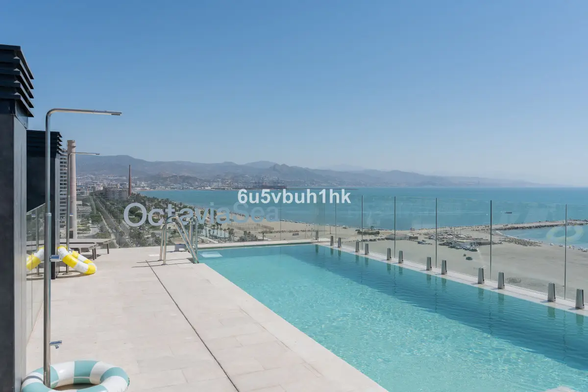 Middle Floor Apartment for sale in Málaga — photo 1