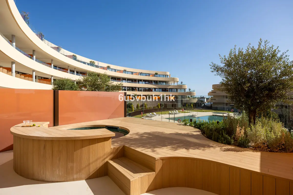 Ground Floor Apartment for sale in Fuengirola — photo 1