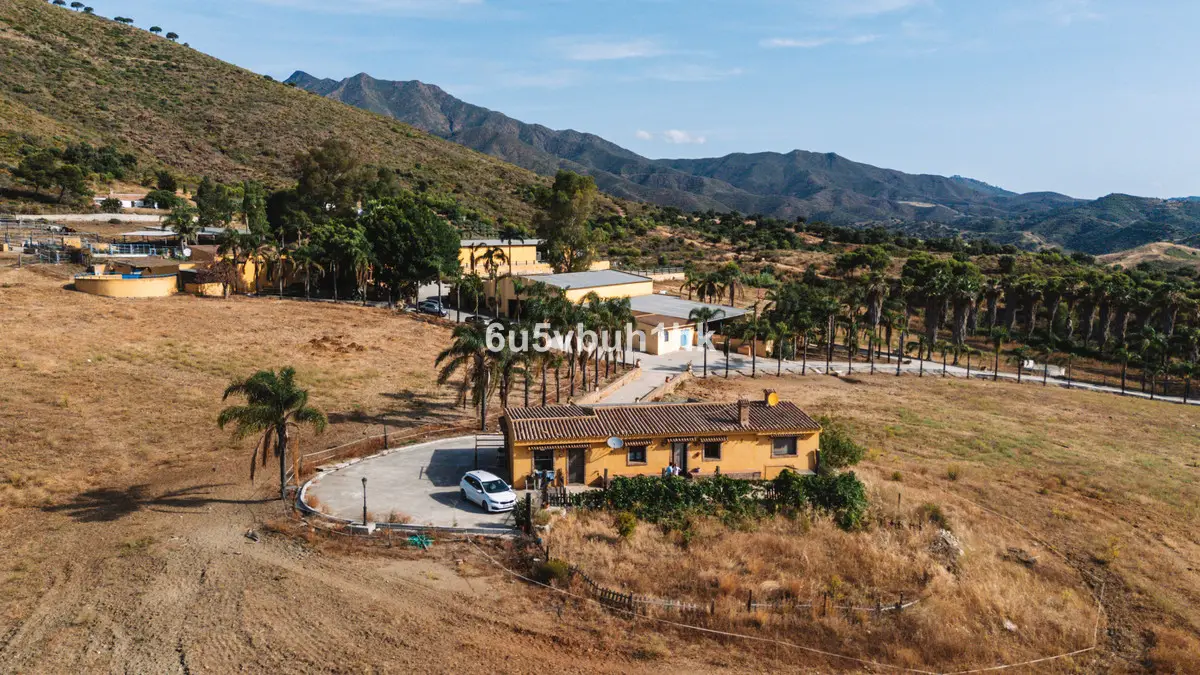 Finca - Cortijo for sale in Entrerrios — photo 1