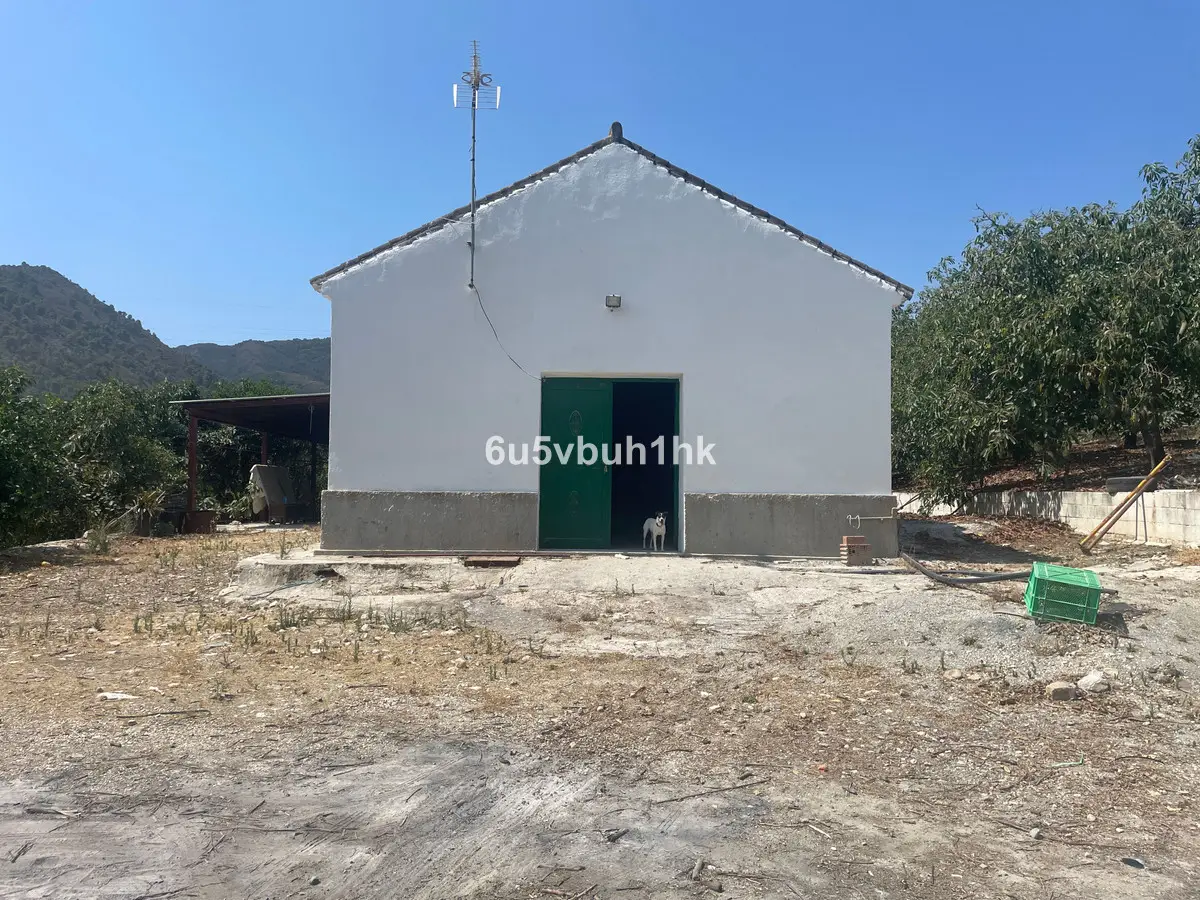 Land for sale in Coín — photo 1