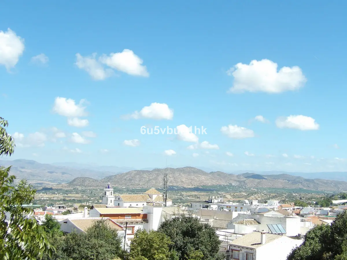 Townhouse for sale in Alhaurín el Grande — photo 1