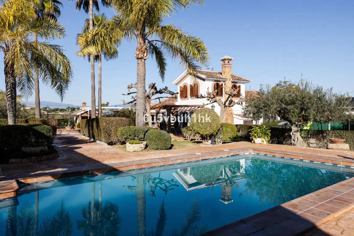 Townhouse for sale in Alhaurín el Grande — photo 1