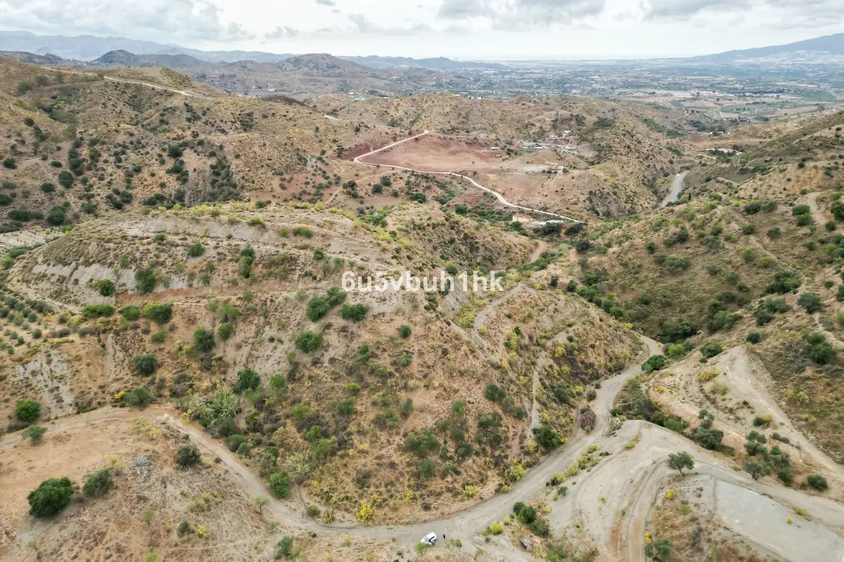 Land for sale in Estacion de Cartama — photo 1