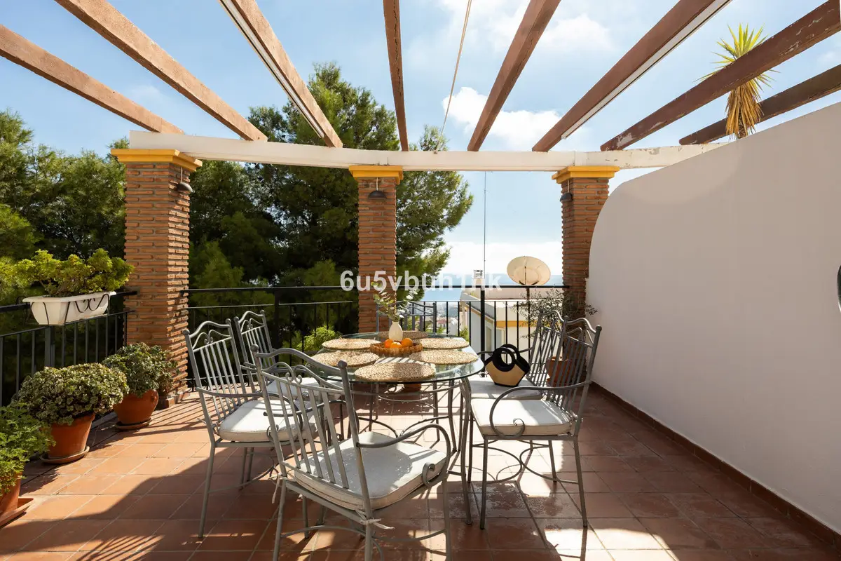 Ground Floor Apartment for sale in Benalmadena Pueblo — photo 1