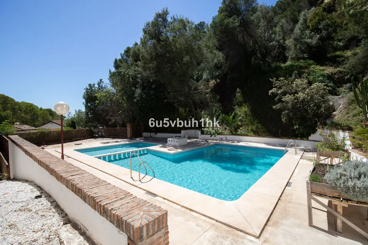 Duplex for sale in Málaga — photo 1