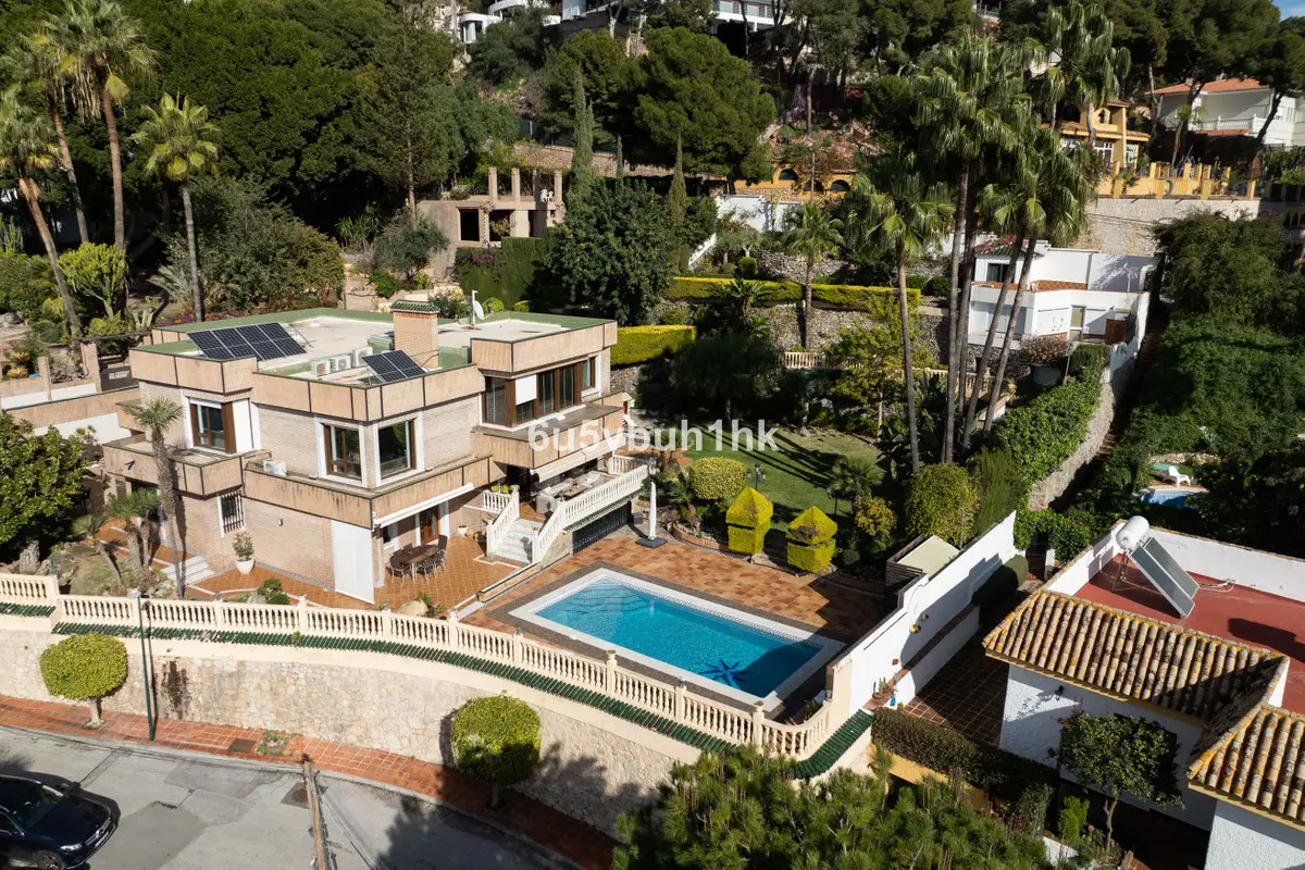 Detached Villa for sale in Málaga — photo 1