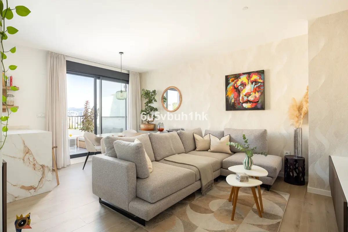 Penthouse for sale in Málaga — photo 1
