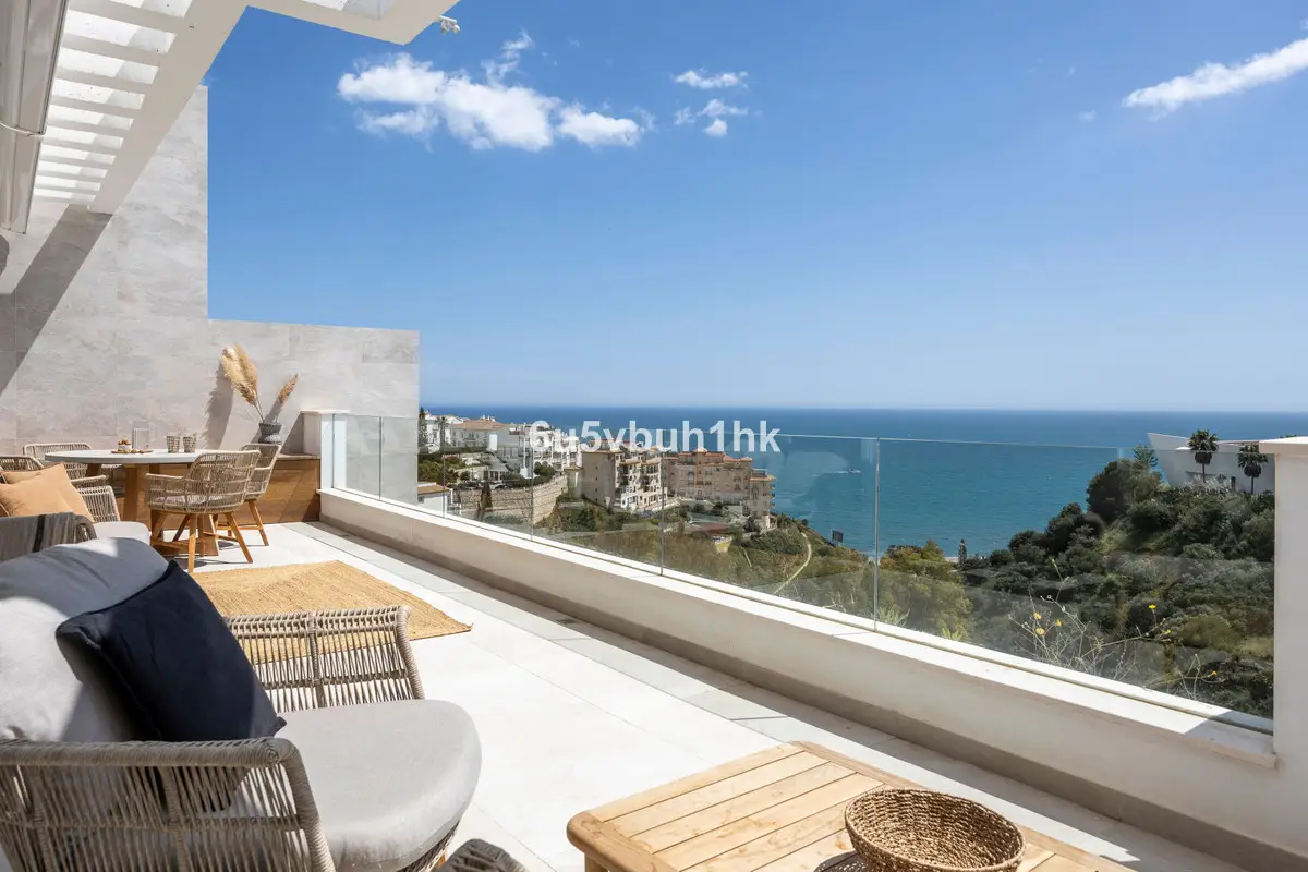 Penthouse for sale in Benalmadena — photo 1
