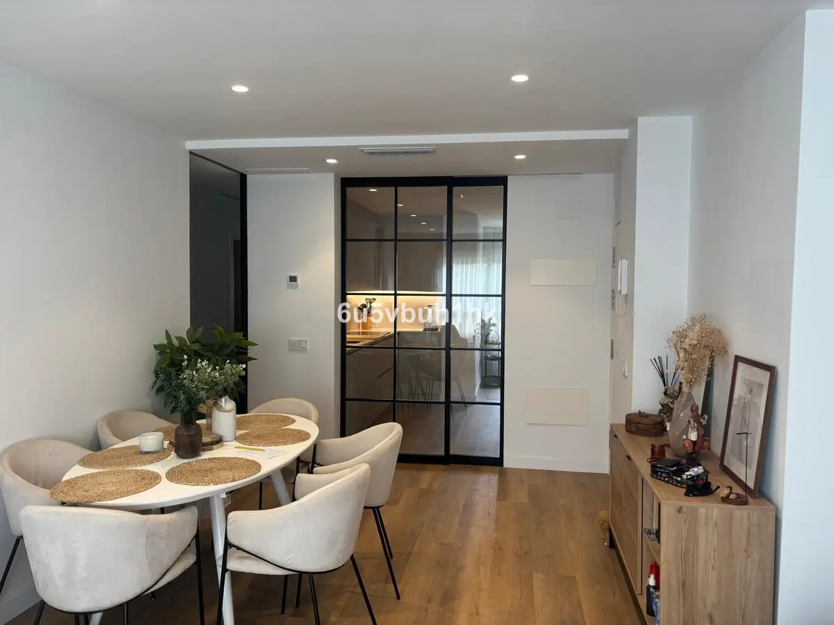 Middle Floor Apartment for sale in Málaga — photo 1