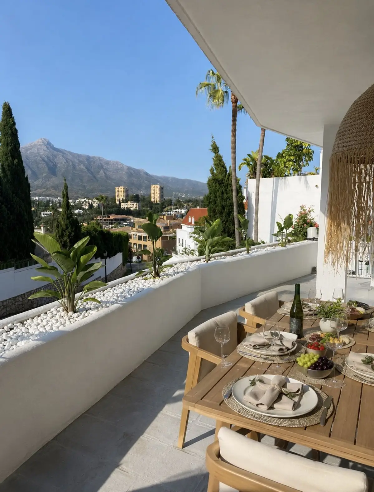 Penthouse for sale in Nueva Andalucía — photo 1