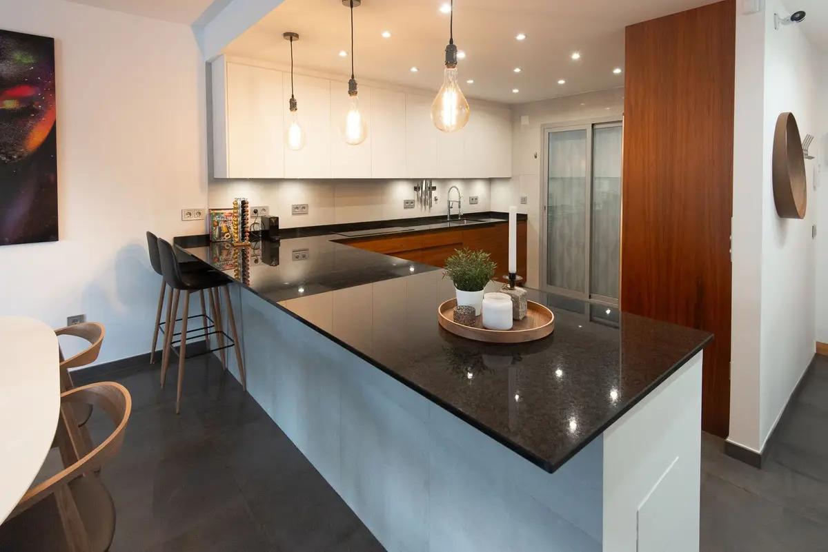 Top Floor Apartment for sale in Fuengirola — photo 1