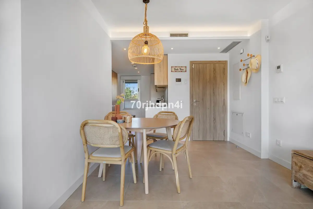 Middle Floor Apartment for sale in Mijas — photo 1