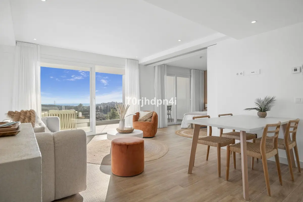 Middle Floor Apartment for sale in Casares — photo 1