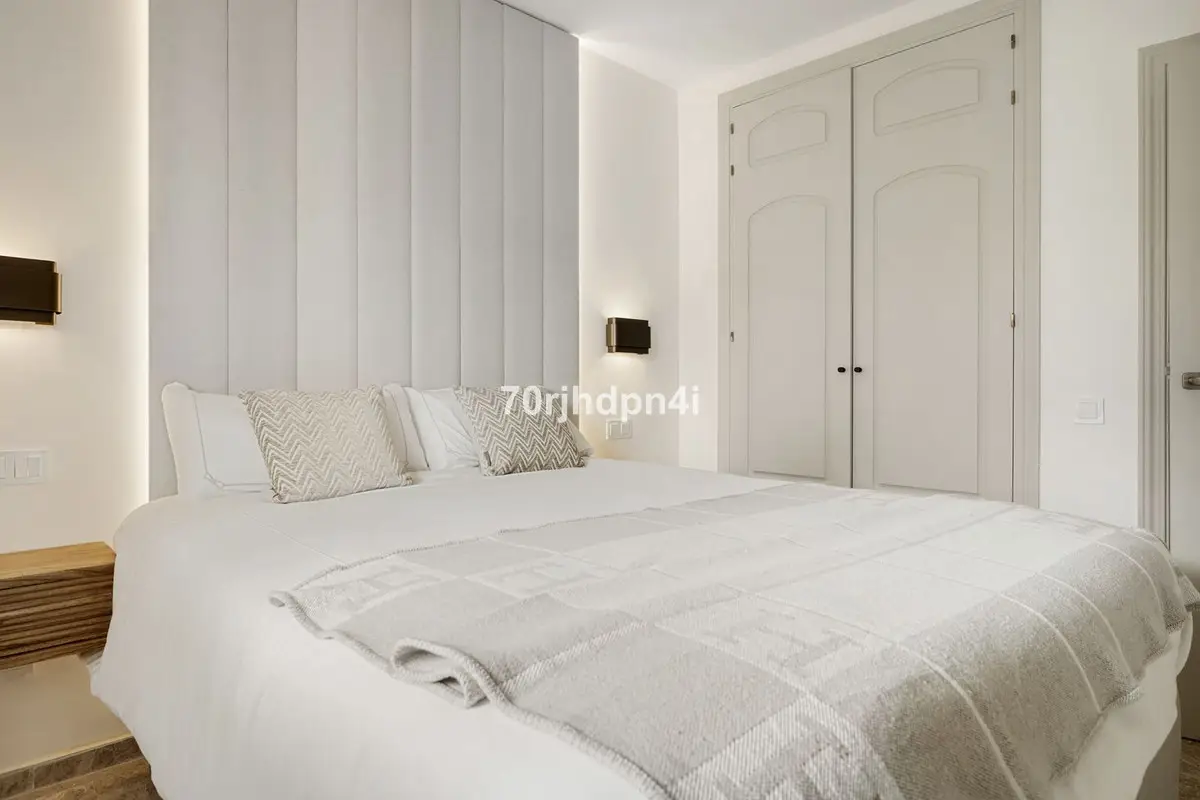 Ground Floor Apartment for sale in Nueva Andalucía — photo 1