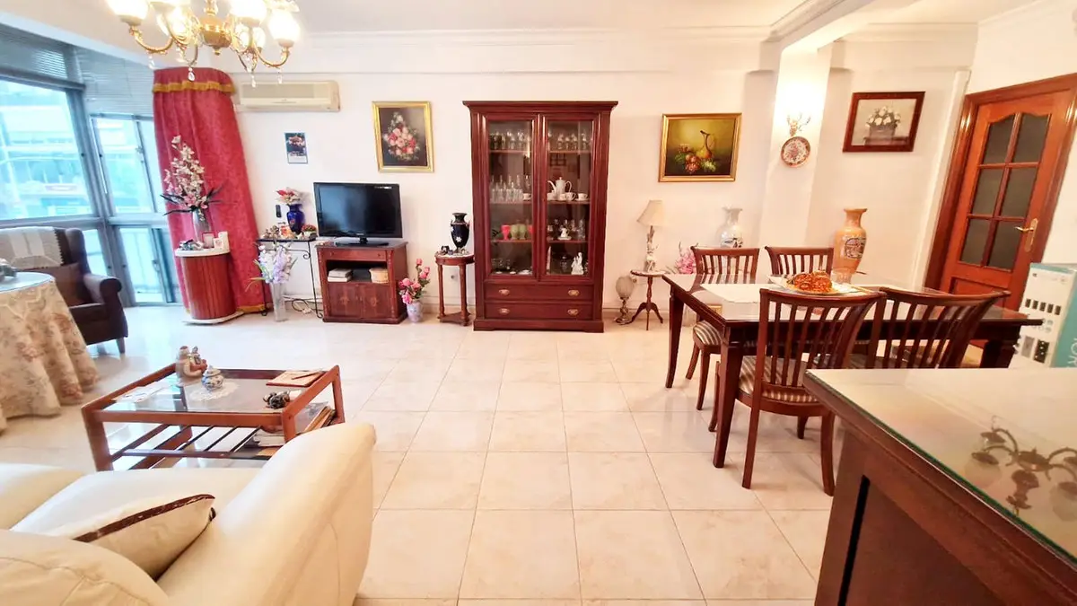 Middle Floor Apartment for sale in Fuengirola — photo 1