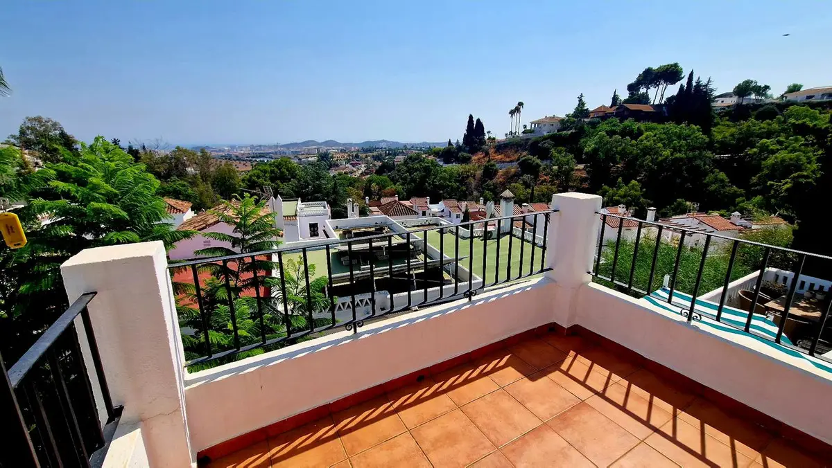 Townhouse for sale in Mijas — photo 1
