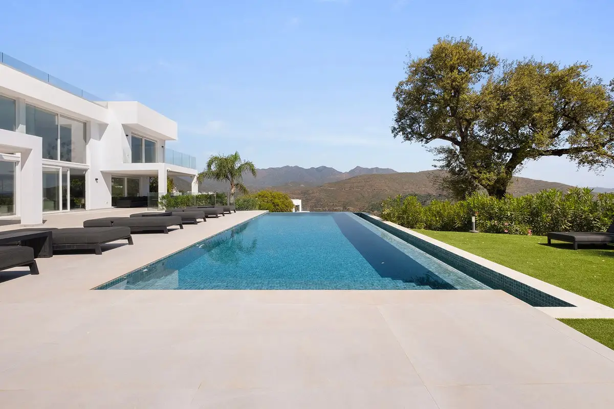 Detached Villa for sale in La Mairena — photo 1