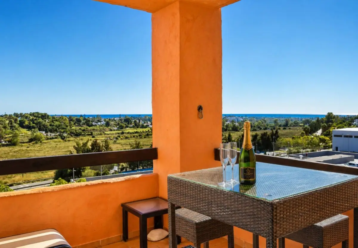 Middle Floor Apartment for sale in Atalaya — photo 1