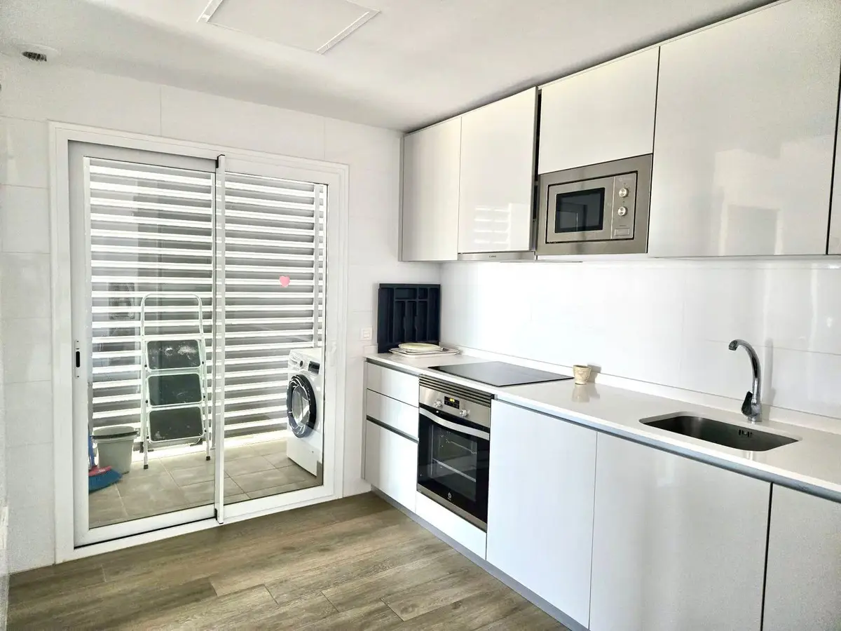 Middle Floor Apartment for sale in Nueva Andalucía — photo 1