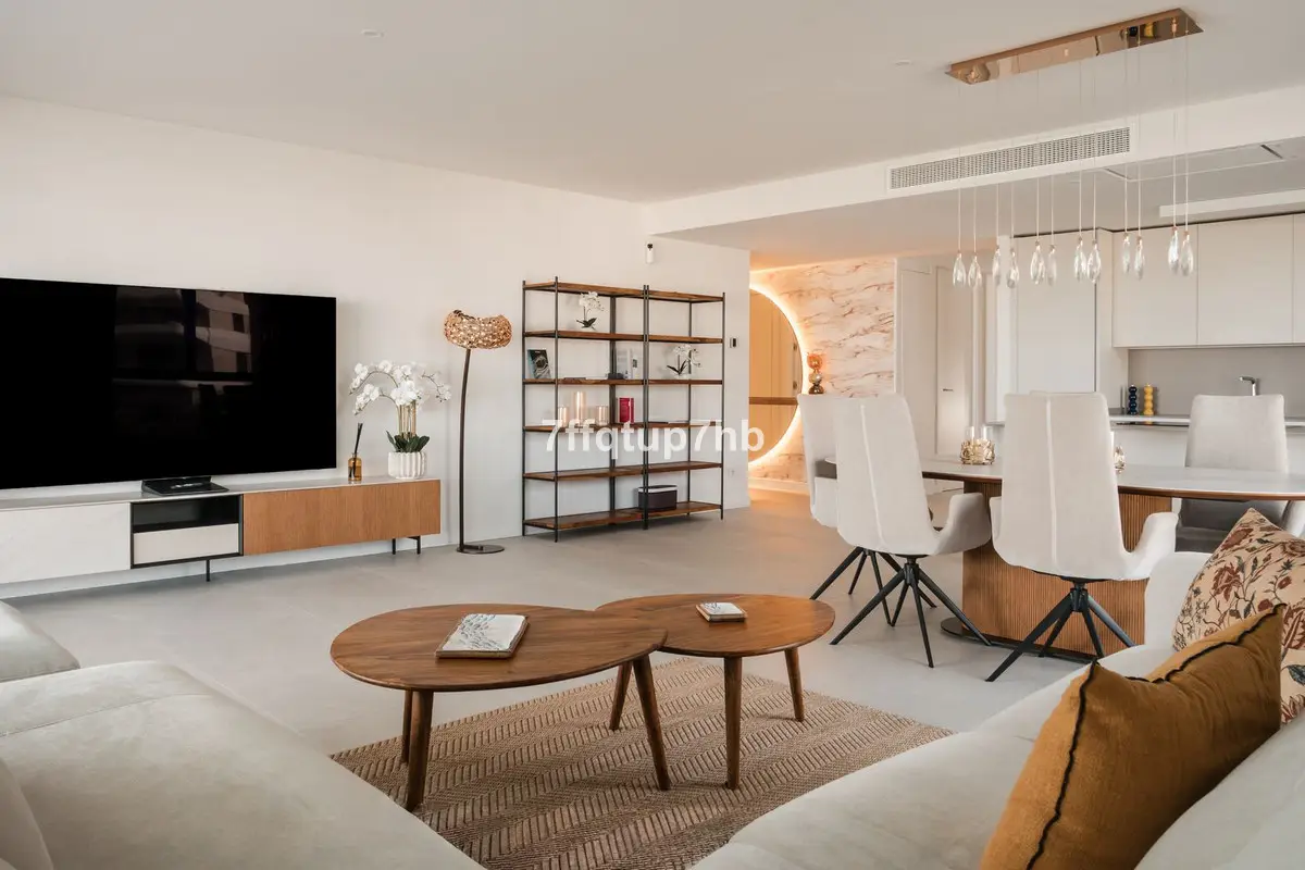 Ground Floor Apartment for sale in Estepona — photo 1