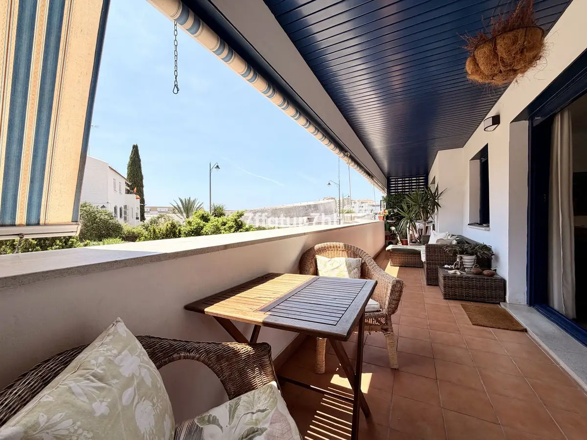 Ground Floor Apartment for sale in Estepona — photo 1
